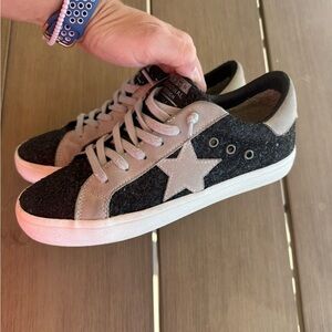 Vintage Havana black glitter ‘Lorena’ sneakers. Good shape with mild-mod wear